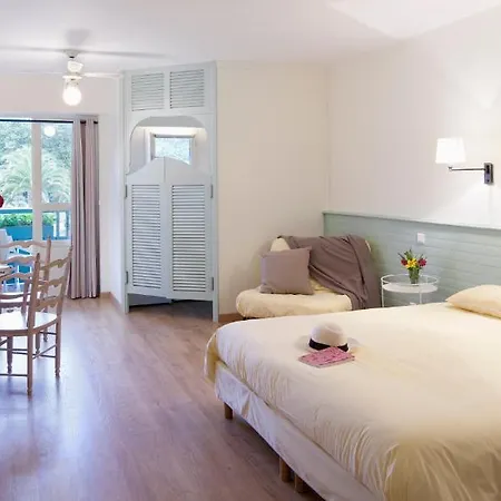 Le Domaine Du Levant 3*